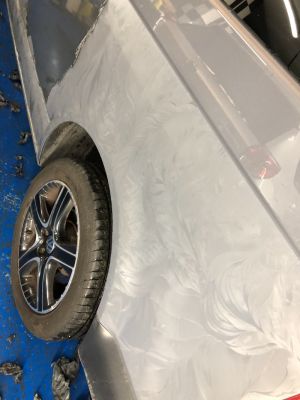Aufkleberentfernung am Fahrzeug – King Detailing Neumünster