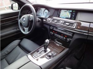 Fahrzeugaufbereitung innen und außen – King Detailing Neumünster
