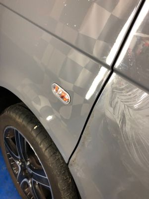Aufkleberentfernung am Fahrzeug – King Detailing Neumünster